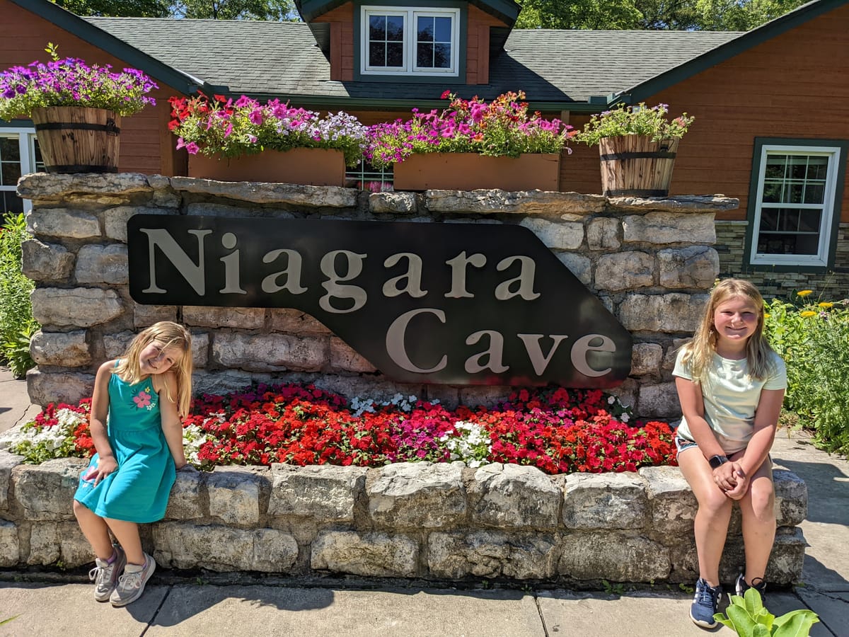 niagra cave